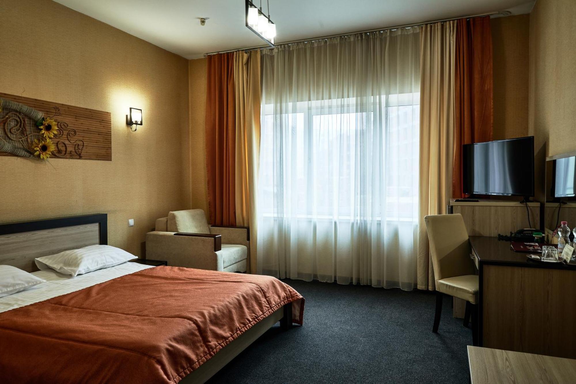 Optima Collection Park Hotel Ivano-Frankivsk Room photo